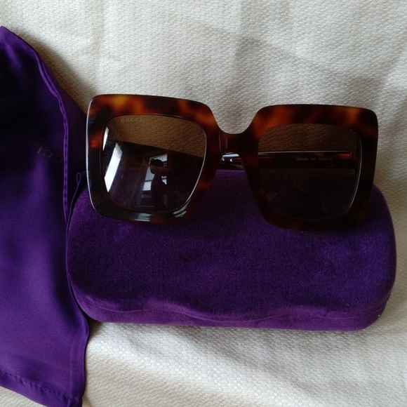 New GUCCI women’s  oversized square sunnies sunglasses - Picture 13 of 14